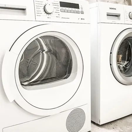 Apartmenthaus Seilergasse By We Rent 젤암제