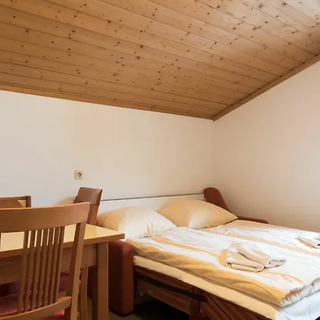 Apartmenthaus Seilergasse By We Rent Отель Целль-ам-Зе